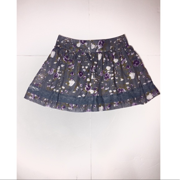 Charlotte Russe Dresses & Skirts - Charlotte Russe Lined Floral Stretch Waist Skirt